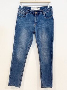 Barbell Apparel Straight Leg Medium Wash Jeans Casual Mens Blue Basic‎ Preppy 30